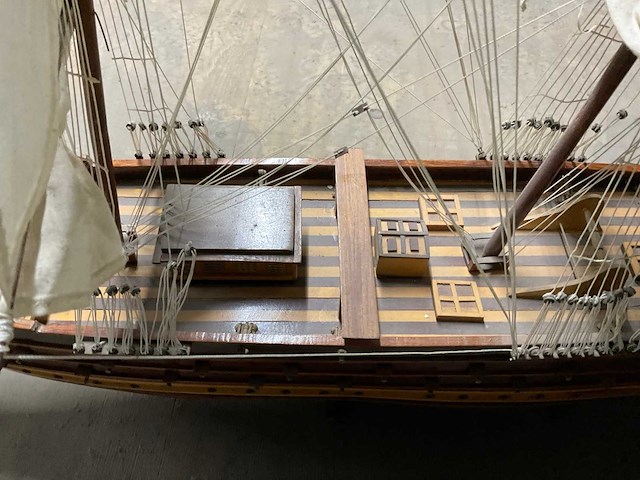 Klassieke zeilboot miniatuur - afbeelding 6 van  9