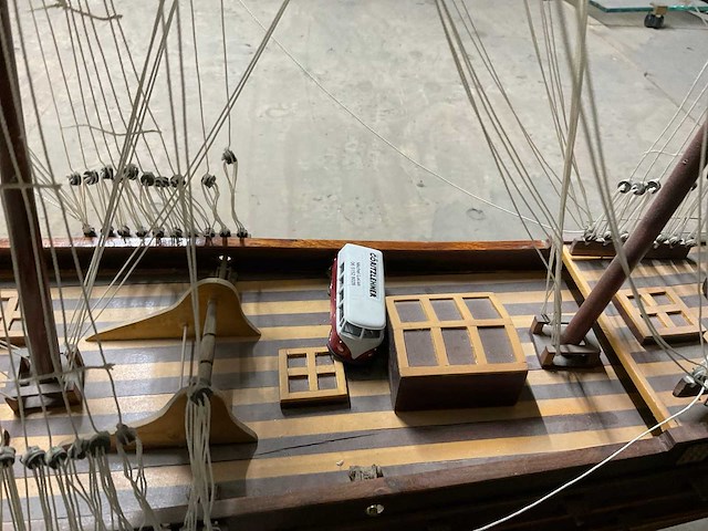 Klassieke zeilboot miniatuur - afbeelding 7 van  9