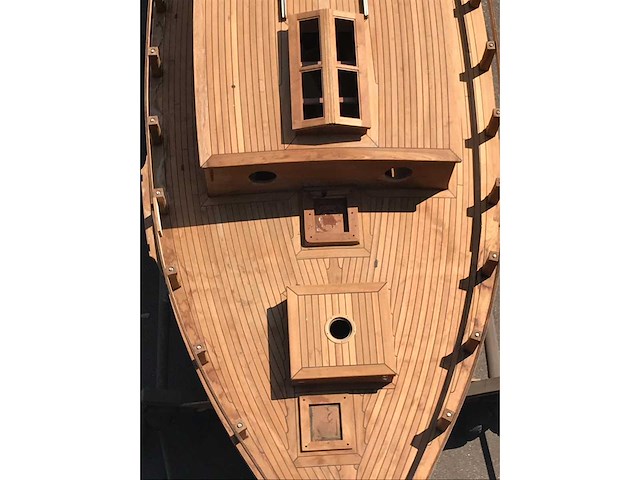 Klassieke zeilboot - afbeelding 13 van  58