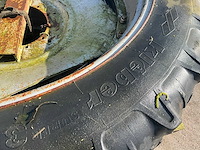 Kleber radial 300/95r46 band met velg - afbeelding 6 van  8