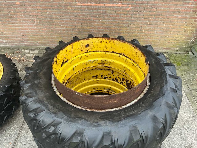 Kleber super 50 radial tractor band met velg (2x) - afbeelding 2 van  5