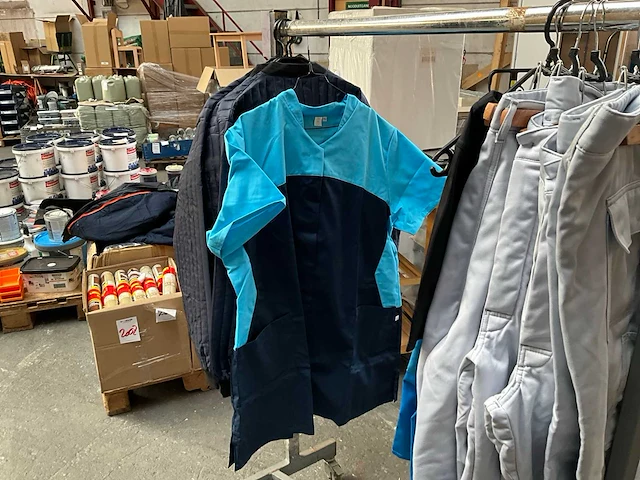 Kleding (10x) - afbeelding 4 van  8