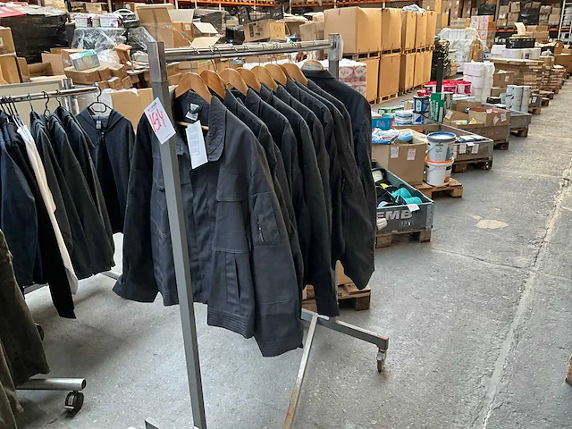 Kleding (10x) - afbeelding 1 van  6