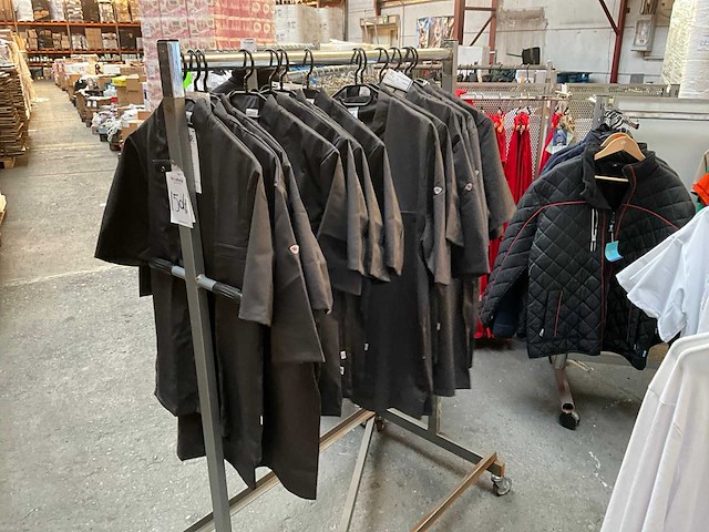 Kleding (13x) - afbeelding 1 van  4