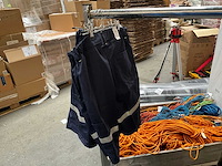 Kleding (13x) - afbeelding 4 van  5