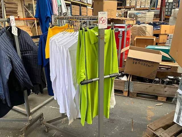 Kleding (14x) - afbeelding 1 van  7