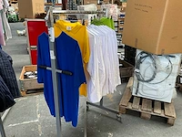 Kleding (14x) - afbeelding 2 van  7