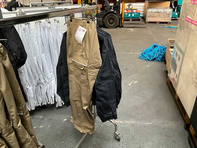 Kleding (15x) - afbeelding 4 van  4