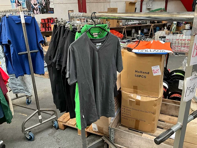 Kleding (16x) - afbeelding 3 van  7