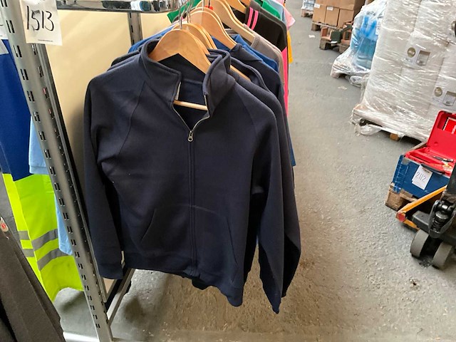 Kleding (17x) - afbeelding 2 van  6