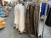 Kleding (17x) - afbeelding 2 van  7
