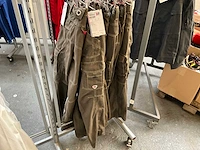 Kleding (17x) - afbeelding 6 van  7
