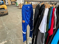 Kleding (18x) - afbeelding 3 van  8