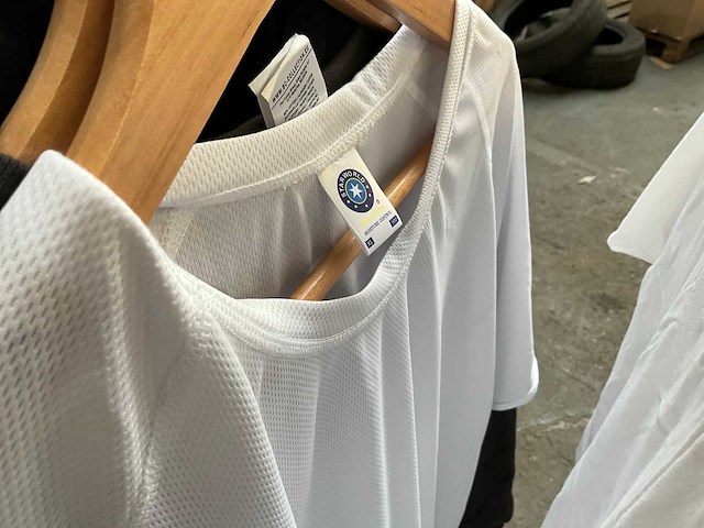 Kleding (18x) - afbeelding 6 van  8