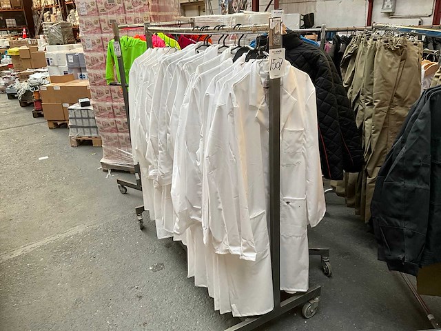 Kleding (19x) - afbeelding 1 van  4