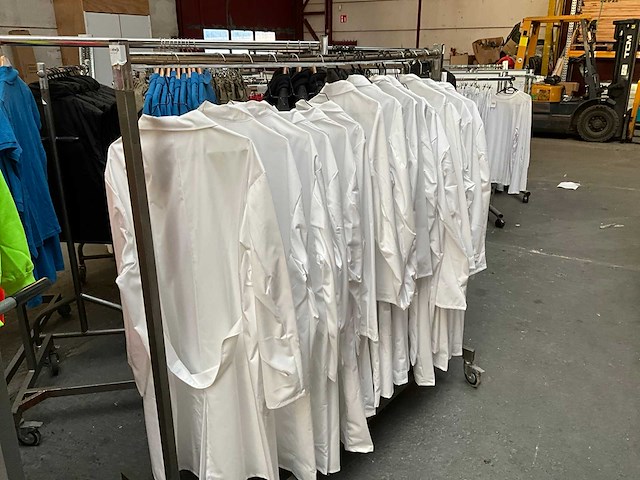 Kleding (19x) - afbeelding 2 van  4