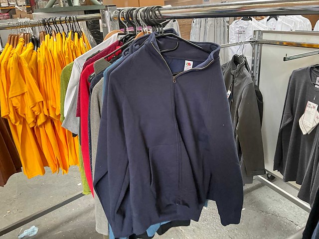 Kleding (19x) - afbeelding 3 van  8