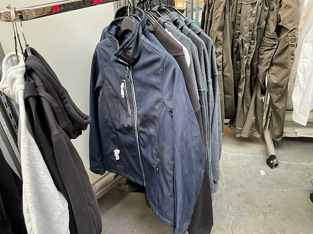 Kleding (20x) - afbeelding 2 van  14