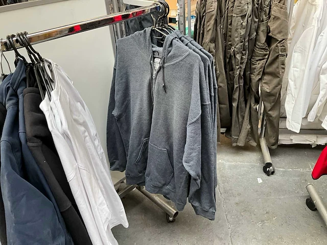 Kleding (20x) - afbeelding 5 van  14