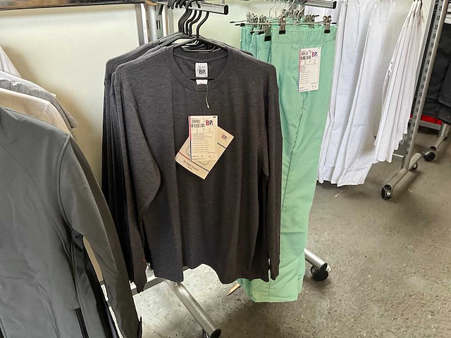 Kleding (22x) - afbeelding 3 van  9