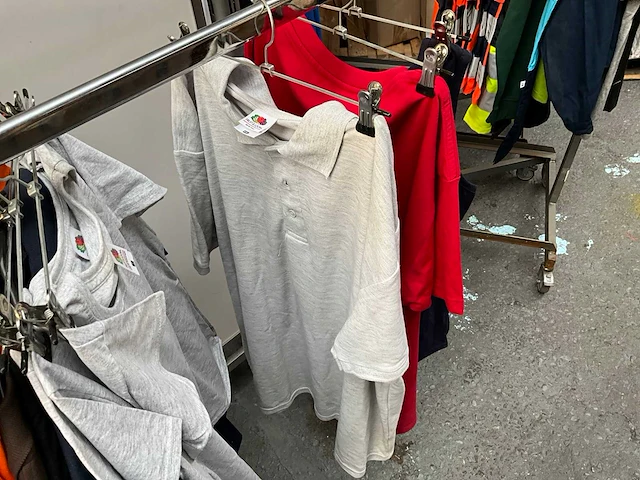 Kleding (29x) - afbeelding 10 van  16