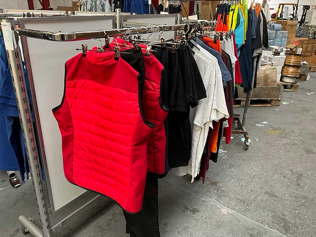 Kleding (29x) - afbeelding 5 van  16