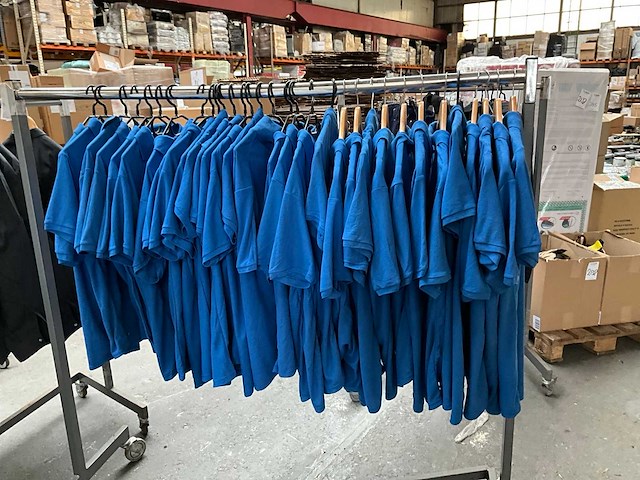 Kleding (32x) - afbeelding 2 van  3