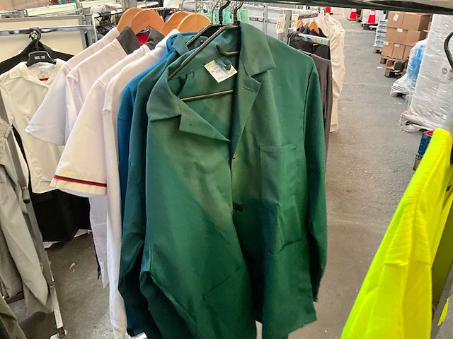 Kleding (8x) - afbeelding 3 van  5