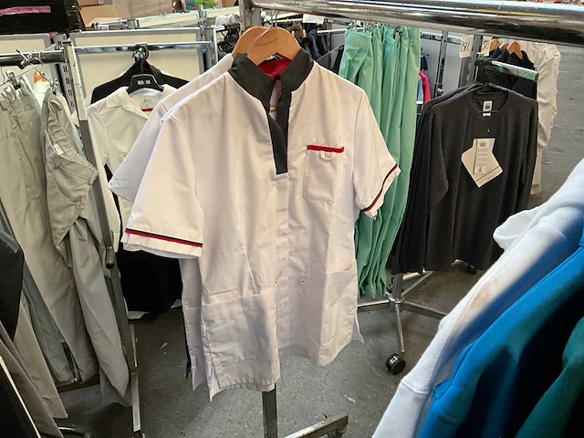 Kleding (8x) - afbeelding 4 van  5