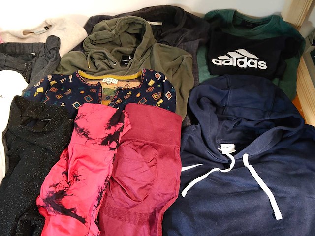 Kleding mix dames/heren (+550 stuks) - afbeelding 7 van  61