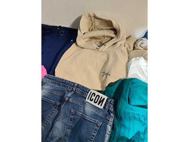 Kleding mix dames/heren (+550 stuks) - afbeelding 19 van  61
