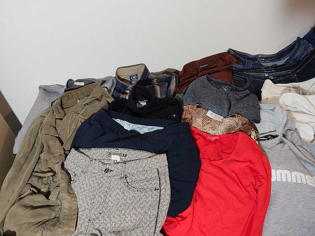 Kleding mix dames/heren (+550 stuks) - afbeelding 23 van  61