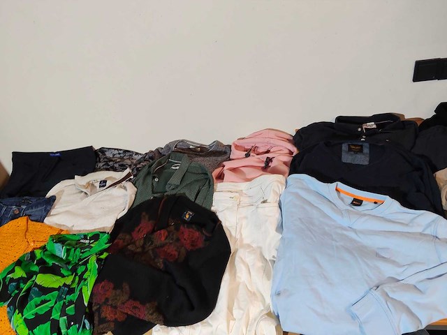 Kleding mix dames/heren (+550 stuks) - afbeelding 44 van  61
