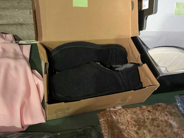 Kleding, schoenen, accessoires (1650x) - afbeelding 4 van  12