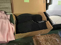 Kleding, schoenen, accessoires (1650x) - afbeelding 4 van  12