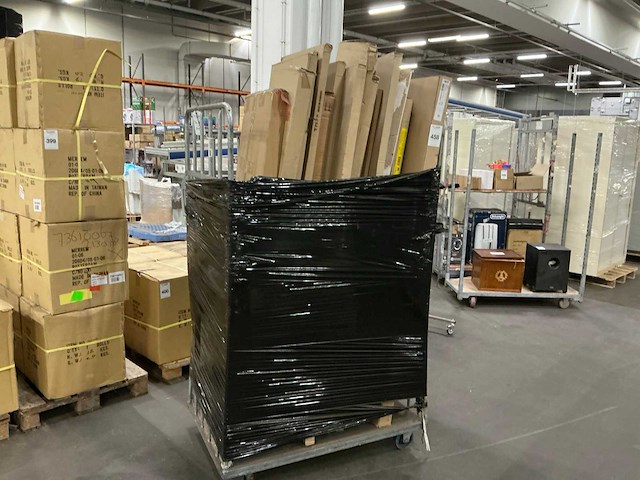 Kledingkast (16x) - afbeelding 2 van  7