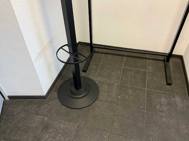 Kledingkast (2x) - afbeelding 4 van  5