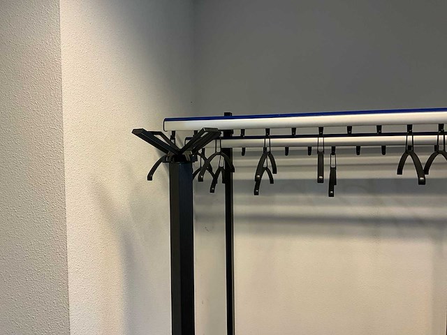 Kledingkast (2x) - afbeelding 5 van  5