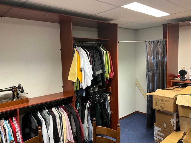 Kledingkast (3x) - afbeelding 3 van  9