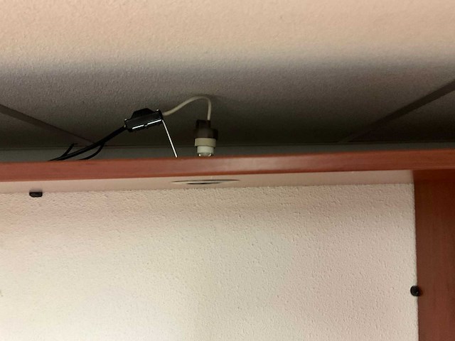 Kledingkast (3x) - afbeelding 8 van  9