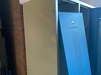 Kledingkast kast (3x) - afbeelding 4 van  5