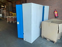 Kledingkast kast (3x) - afbeelding 5 van  5