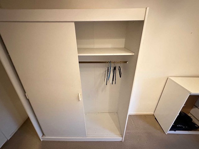 Kledingkast - afbeelding 3 van  4