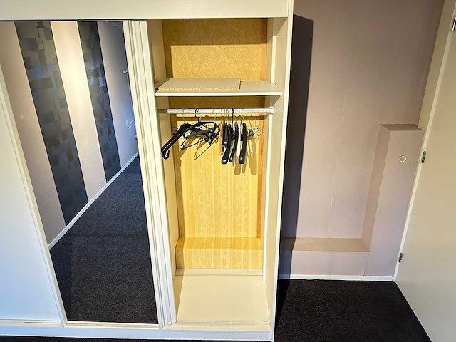 Kledingkast - afbeelding 3 van  5