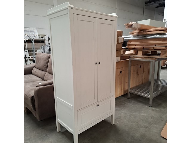 Kledingkast - afbeelding 1 van  4