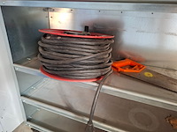 Kledinglocker en bedrijfswageninrichting met inhoud - afbeelding 2 van  12