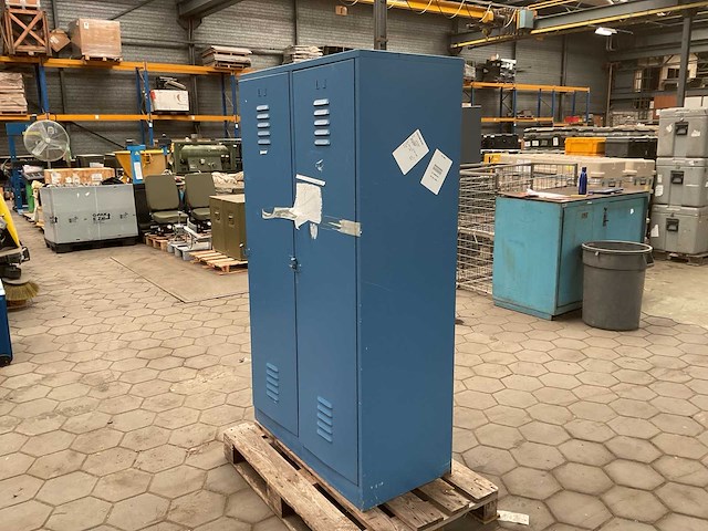 Kledinglocker - afbeelding 2 van  6