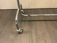 Kledingrek met 4 kledinghoezen - afbeelding 2 van  6