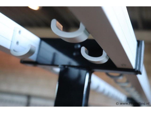 Kleedkamerbank met kapstok - 450x74x175cm - afbeelding 5 van  5