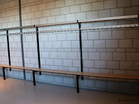 Kleedkamerbank met kapstok - 585x40x175cm - afbeelding 1 van  5